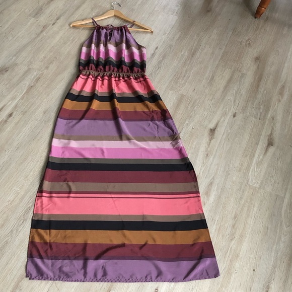 NEVER WORN: Beautiful halter dress by LOFT - Picture 1 of 4